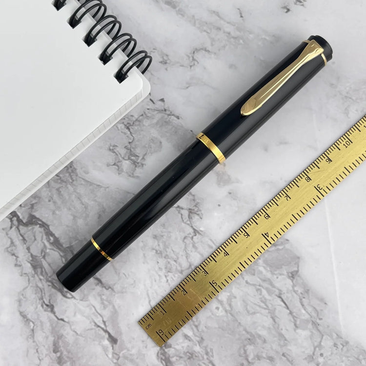 Classic M200 Black-Gold Pelikan