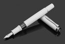Classic M205 White-Silver Pelikan