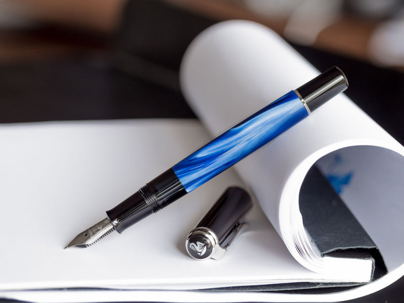 Classic M205 Blue-Marbled Pelikan